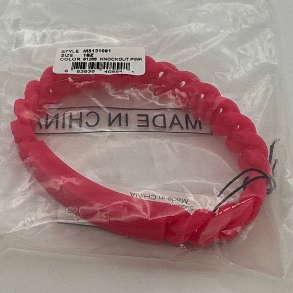 Marc Jacobs Neon Pink Silicone Bracelet - Picture 7 of 7